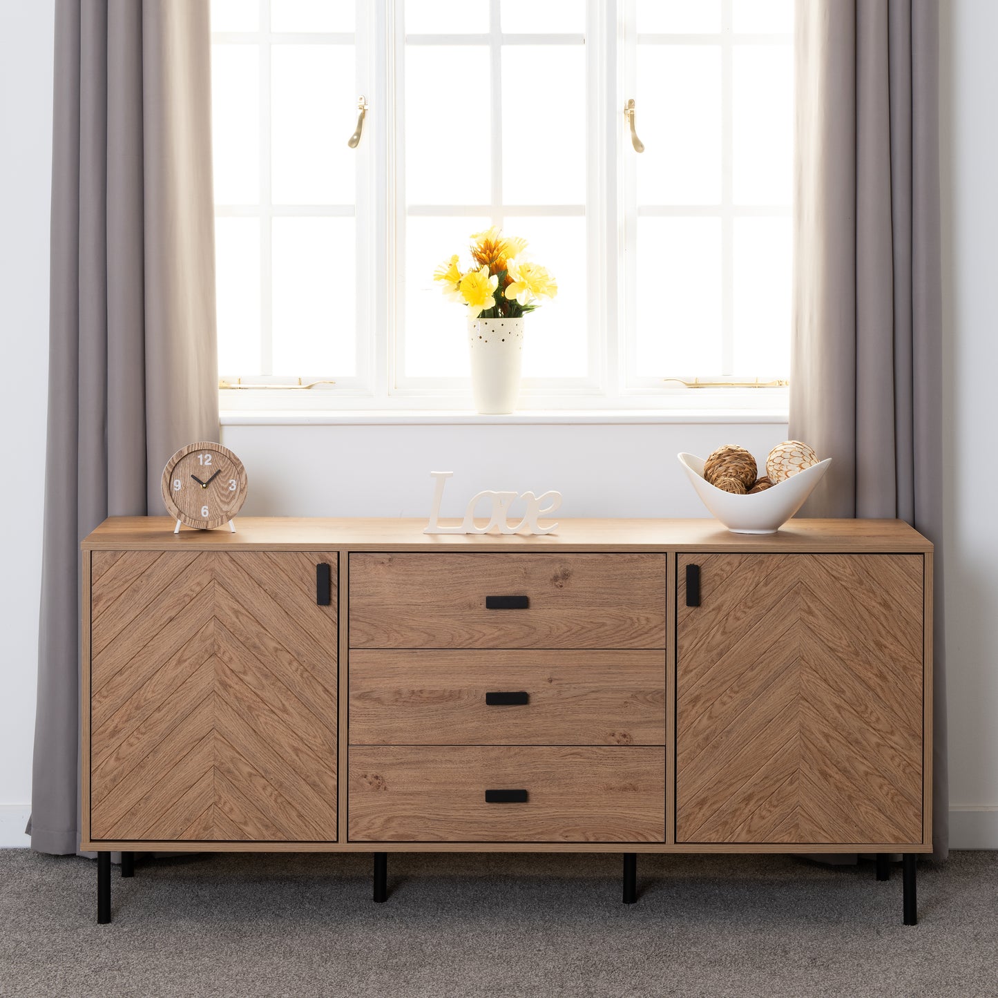 LEON 2 DOOR 3 DRAWER SIDEBOARD - MEDIUM OAK EFFECT