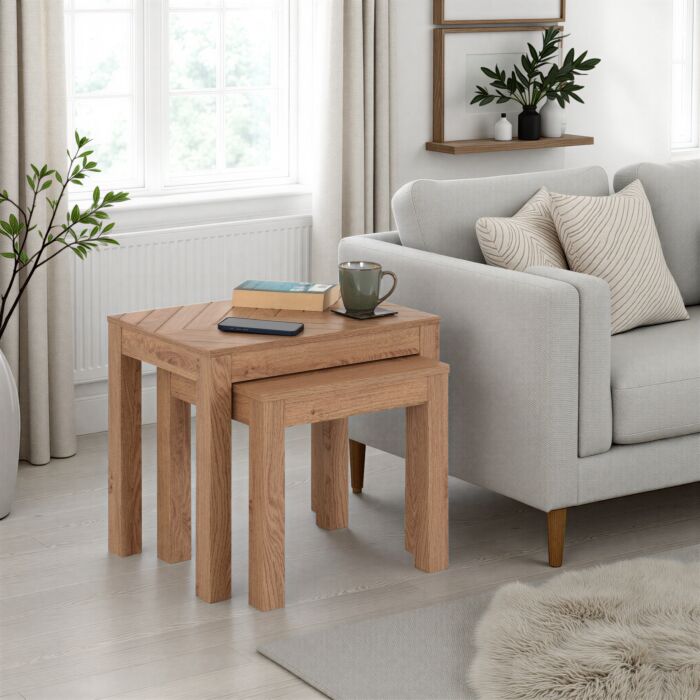 LEON NEST OF 2 TABLES MEDIUM OAK EFFECT