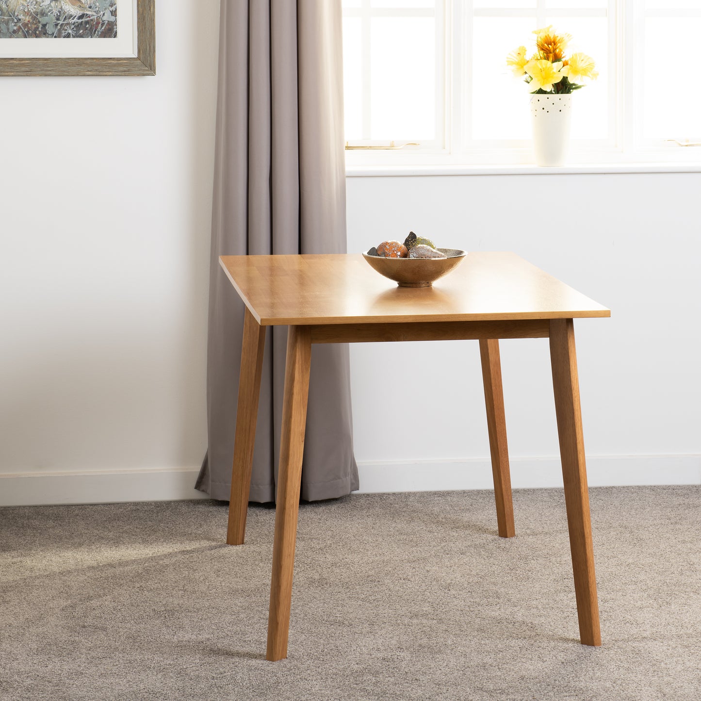 AUSTIN DINING TABLE - OAK EFFECT