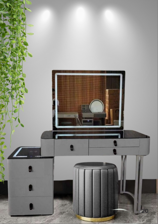 Glam Vanity Set w/ Drawers