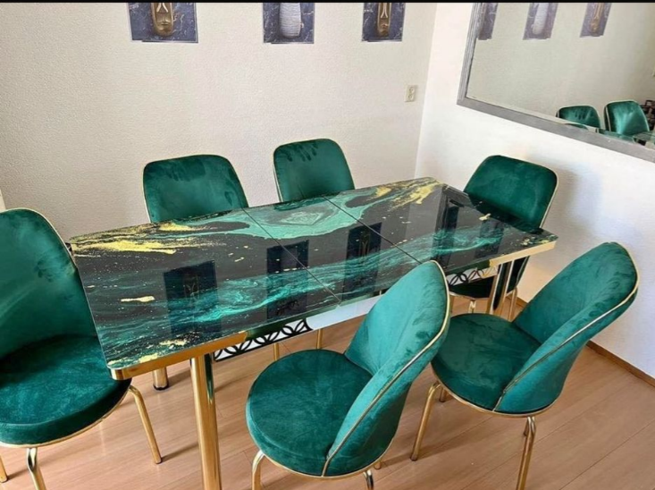 6 Chair Extending Dining Set